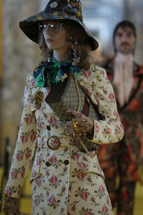 cruise resort 2018 gucci|Gucci Hosts Cruise 2018 Show in Florence .